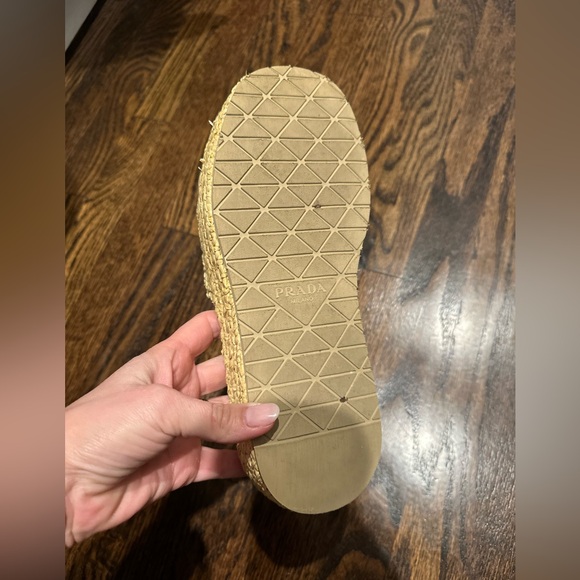 Prada S23 35mm Raffia Platform Sandal. Size 8. Excellent condition. - Picture 2 of 4